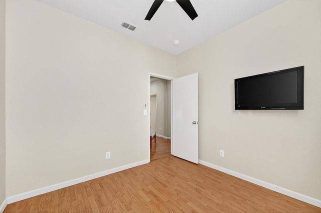 1605 Gateway Drive, West Sacramento, CA 95691