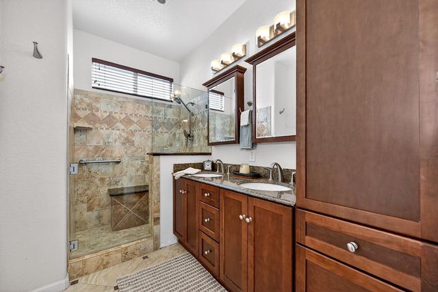 1605 Gateway Drive, West Sacramento, CA 95691