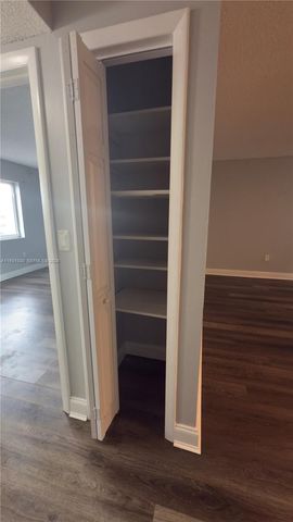 3536 NE 168th St 402, North Miami Beach, FL 33160