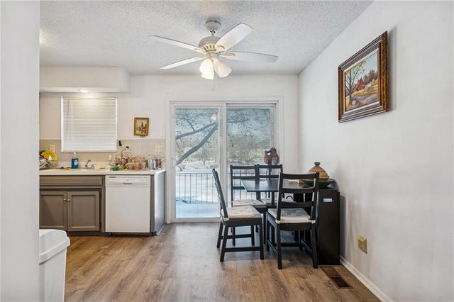 8715 Sycamore Avenue, Kansas City, MO 64138