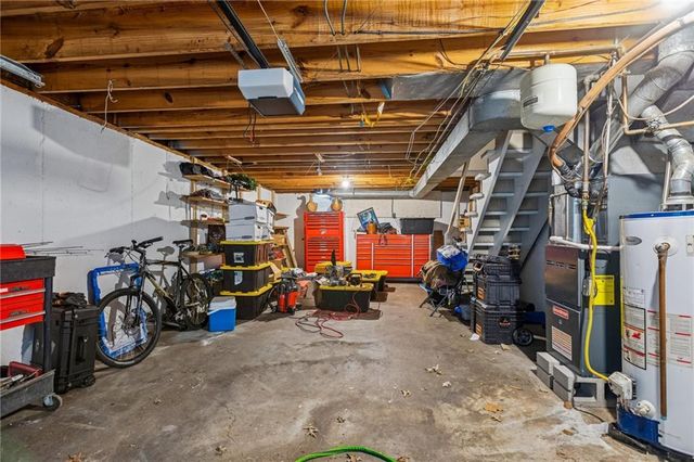 8715 Sycamore Avenue, Kansas City, MO 64138