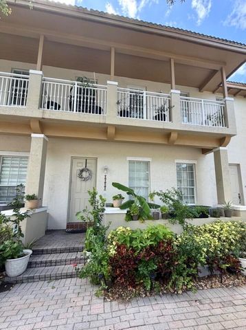 2403 NW 7th Street, Boynton Beach, FL 33426