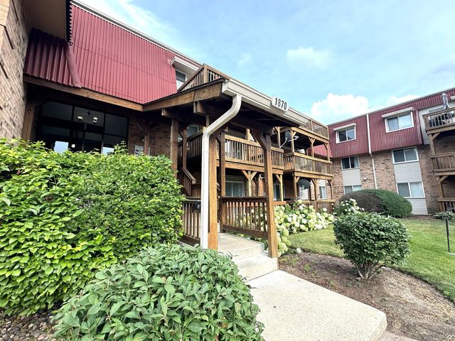 1870 Tall Oaks Drive 2105, Aurora, IL 60505