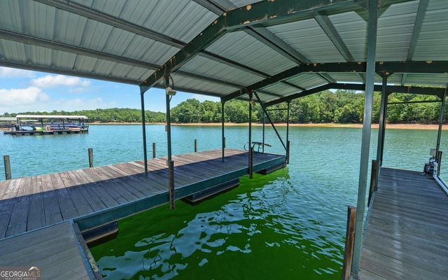 112 Northlake Drive, Hartwell, GA 30643