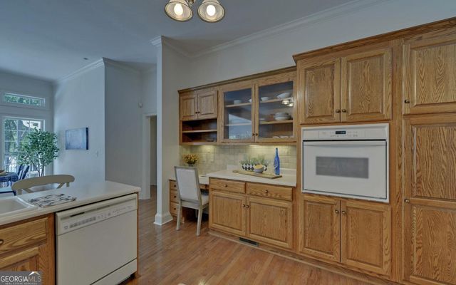 112 Northlake Drive, Hartwell, GA 30643