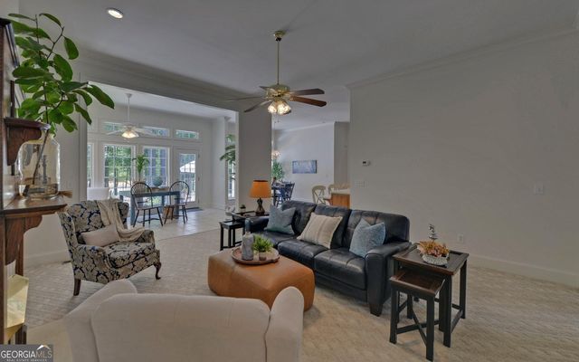 112 Northlake Drive, Hartwell, GA 30643