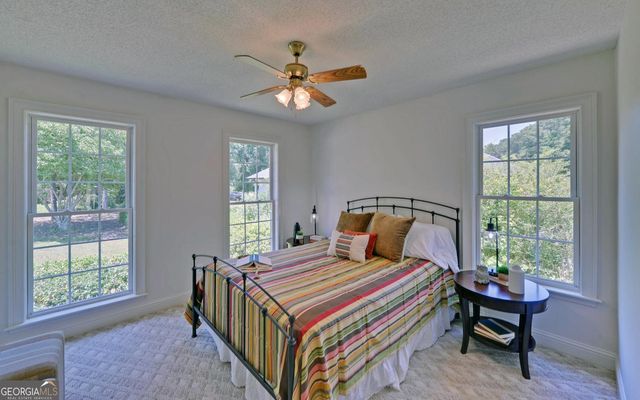 112 Northlake Drive, Hartwell, GA 30643