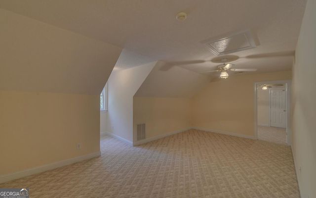 112 Northlake Drive, Hartwell, GA 30643