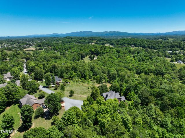 152 Allison Timbers Road, Piney Flats, TN 37686