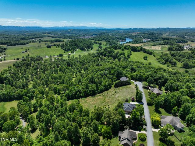 152 Allison Timbers Road, Piney Flats, TN 37686