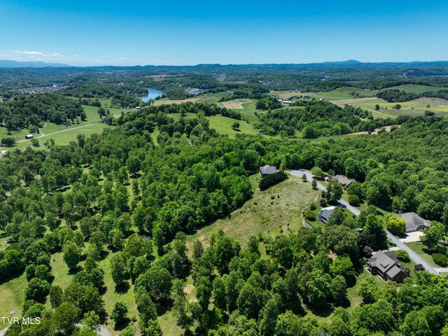 152 Allison Timbers Road, Piney Flats, TN 37686
