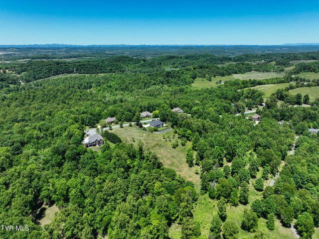 152 Allison Timbers Road, Piney Flats, TN 37686