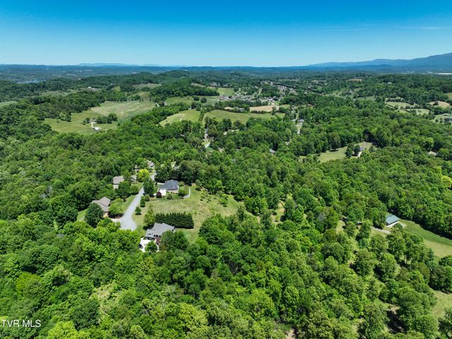 152 Allison Timbers Road, Piney Flats, TN 37686