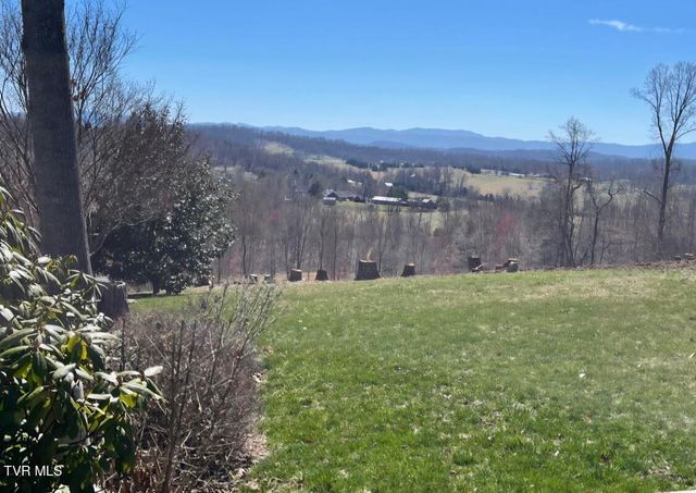 152 Allison Timbers Road, Piney Flats, TN 37686