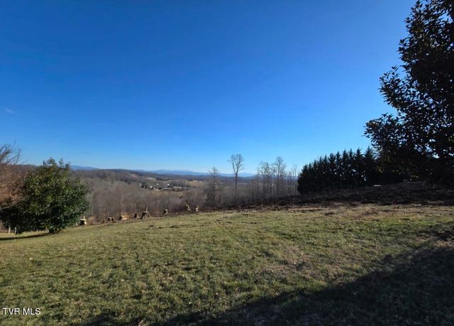 152 Allison Timbers Road, Piney Flats, TN 37686