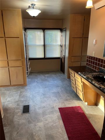 1425 Penrose Street, Grinnell, IA 50112