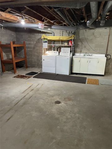 1425 Penrose Street, Grinnell, IA 50112