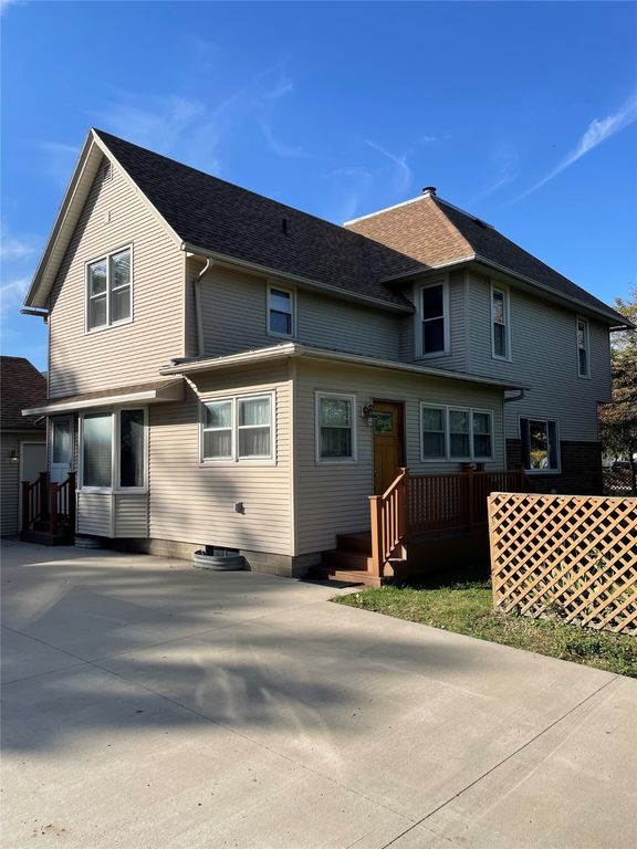 1425 Penrose Street, Grinnell, IA 50112