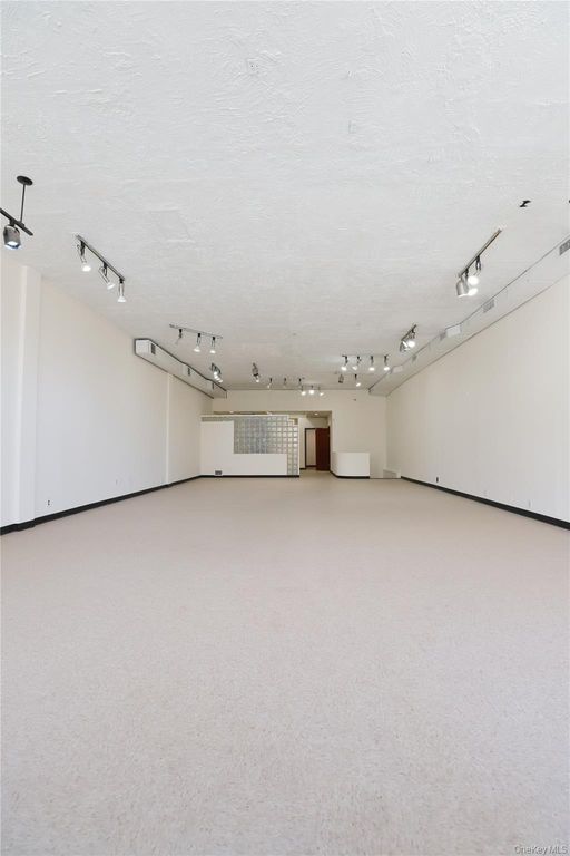 180-02 Union Turnpike 1FL + Lower Level, Fresh Meadows, NY 11366 — photo 5