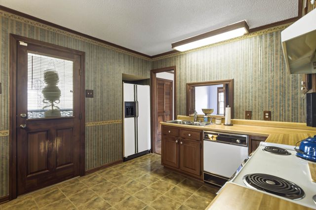 1458 MT MORIAH RD, Memphis, TN 38117