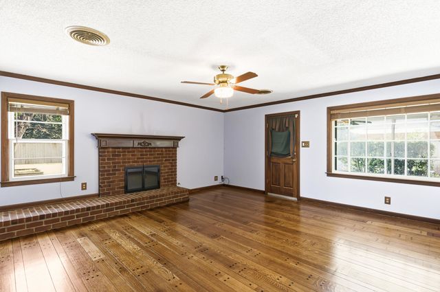 1458 MT MORIAH RD, Memphis, TN 38117