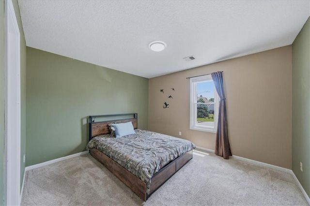 270 SE Sumpter Court, Lee's Summit, MO 64063