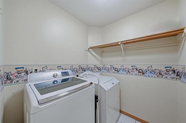 270 SE Sumpter Court, Lee's Summit, MO 64063