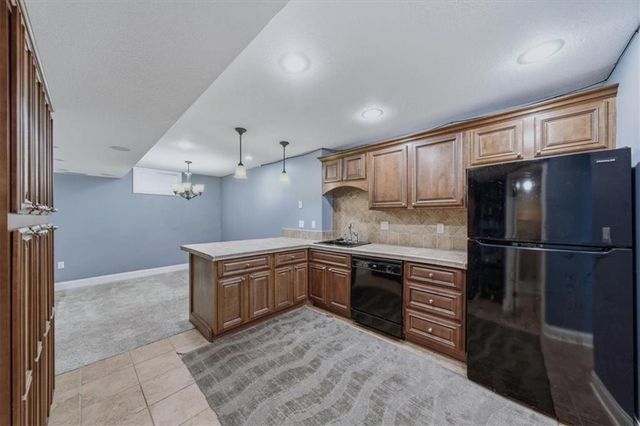 270 SE Sumpter Court, Lee's Summit, MO 64063