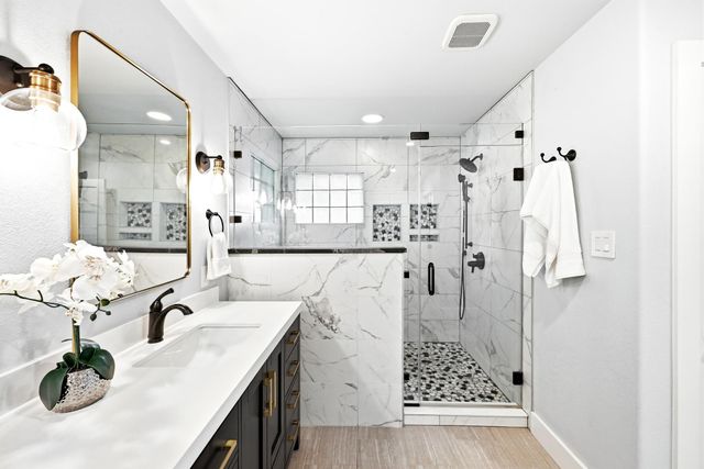 2405 Bahama RD, Austin, TX 78733