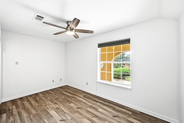 2405 Bahama RD, Austin, TX 78733