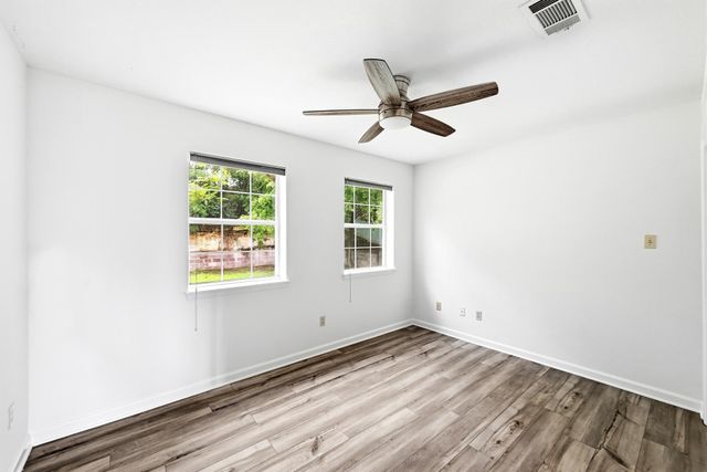 2405 Bahama RD, Austin, TX 78733