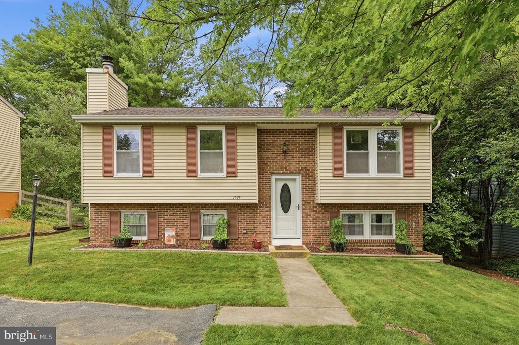 1595 ELMWOOD CT, Frederick, MD 21702