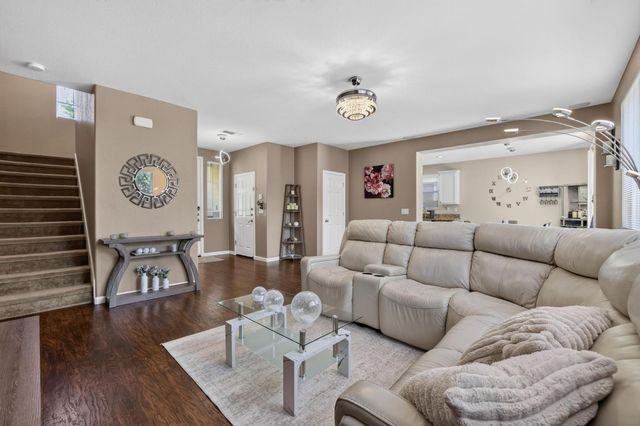 2280 Ellesmere Loop, Roseville, CA 95747