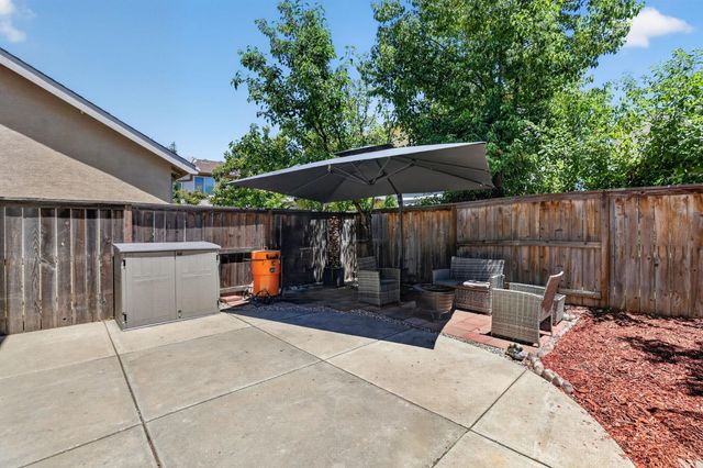 2280 Ellesmere Loop, Roseville, CA 95747
