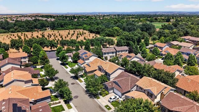 2280 Ellesmere Loop, Roseville, CA 95747
