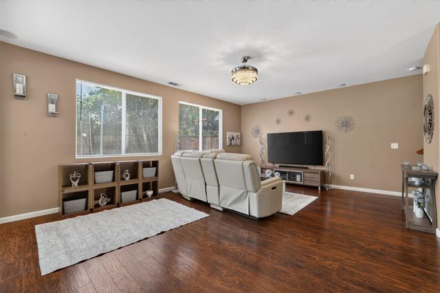 2280 Ellesmere Loop, Roseville, CA 95747