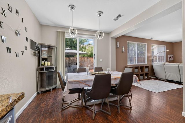 2280 Ellesmere Loop, Roseville, CA 95747