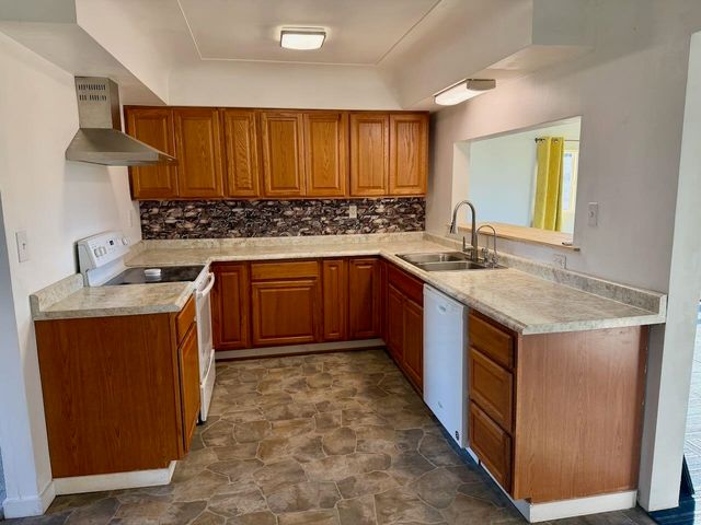 4950 Brown Road, Durand, MI 48429