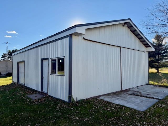 4950 Brown Road, Durand, MI 48429