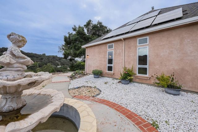 20160 Rock Springs Lane, Aromas, CA 95004