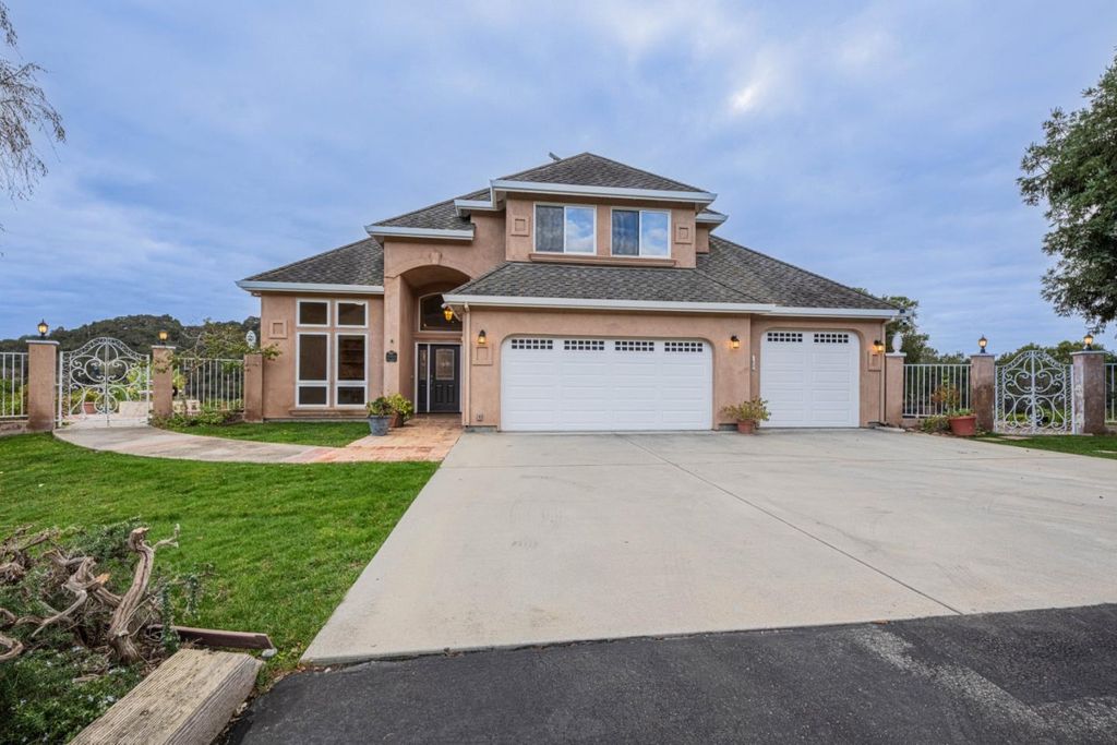 20160 Rock Springs Lane, Aromas, CA 95004