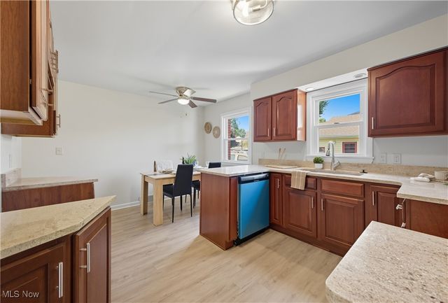 8010 Sigle Lane, Poland, OH 44514