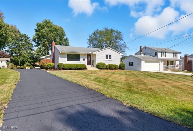 8010 Sigle Lane, Poland, OH 44514