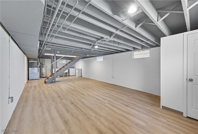 8010 Sigle Lane, Poland, OH 44514