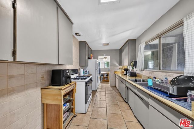 1727 Larchwood Avenue, Hacienda Heights, CA 91745