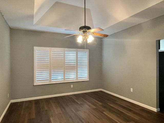 838 Mackilhaffy Dr, Patterson, CA 95363