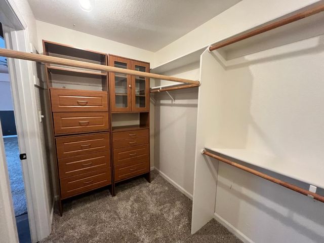 838 Mackilhaffy Dr, Patterson, CA 95363