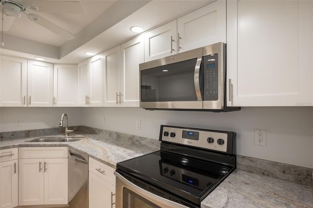 101 S GULFSTREAM AVENUE 7D, Sarasota, FL 34236