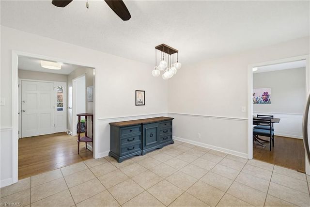 2122 Leeds Lane, Winston-salem, NC 27103