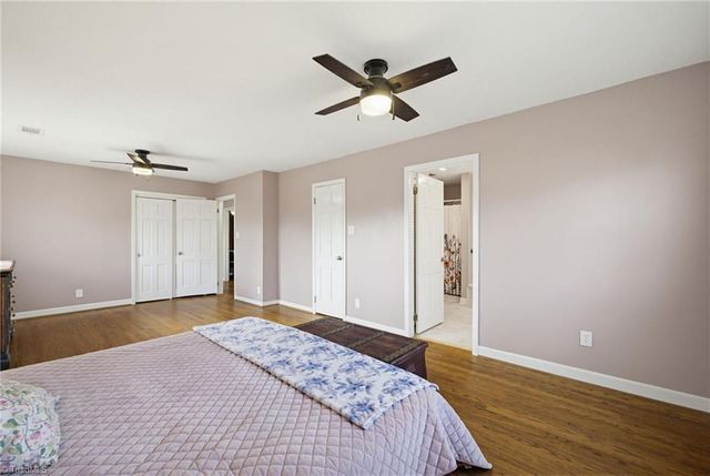 2122 Leeds Lane, Winston-salem, NC 27103